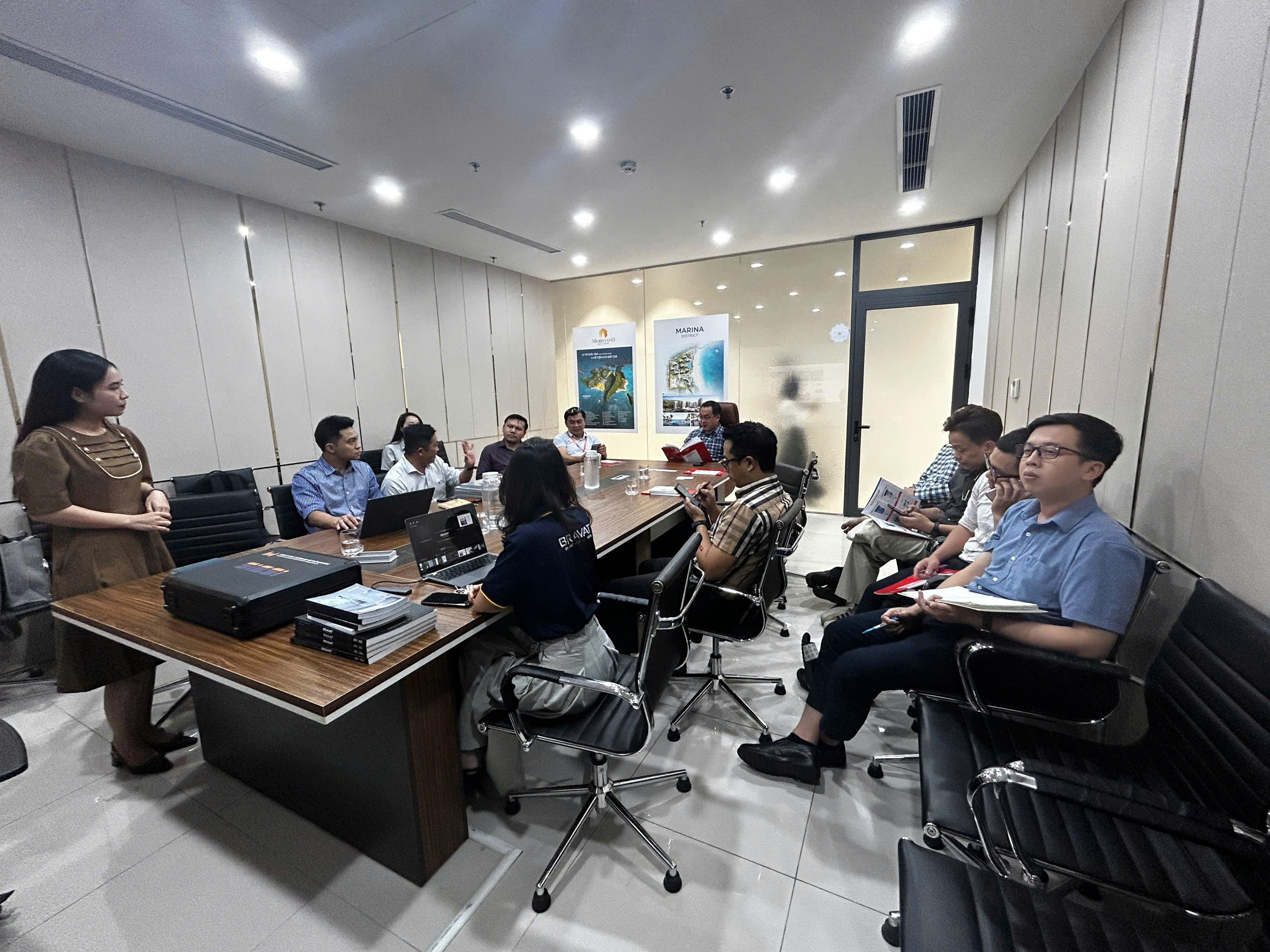 Buổi gặp mặt giữa lạnh đạo TTCommerce và Hưng Thịnh